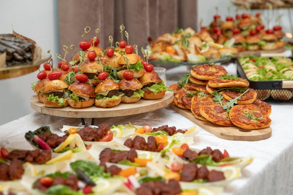 Corporate event food ideas for employees enjoying delicious catering options.