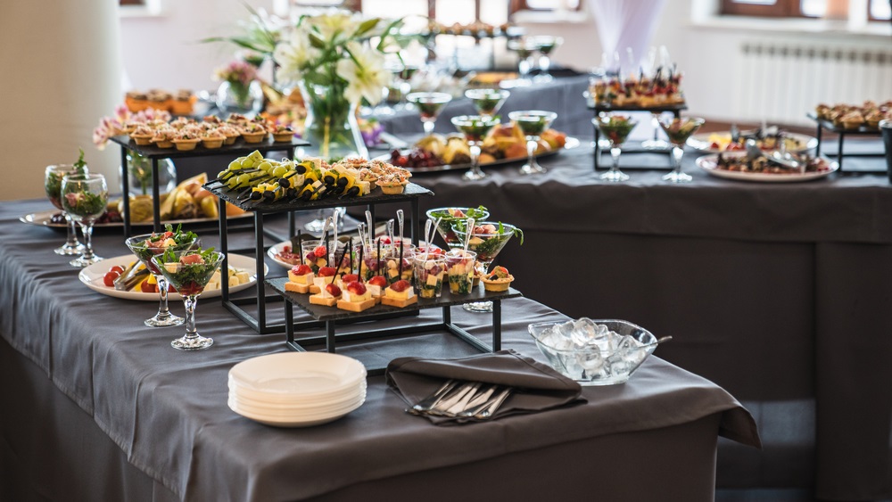 Corporate event food ideas for employees enjoying delicious catering options.