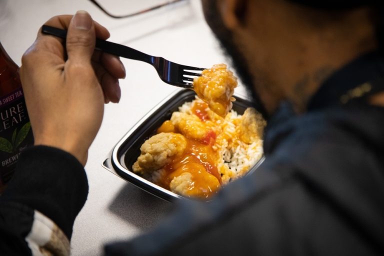 Staff Lunch Ideas to Consider for Your Team in 2025